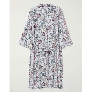 H&M Light Blue Floral Shirt Dress (Knee Length)